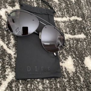 Diff eyewear- aviator sunglasses